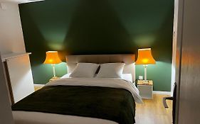 Lcy Home - Superbe Appartement De Plein Pied